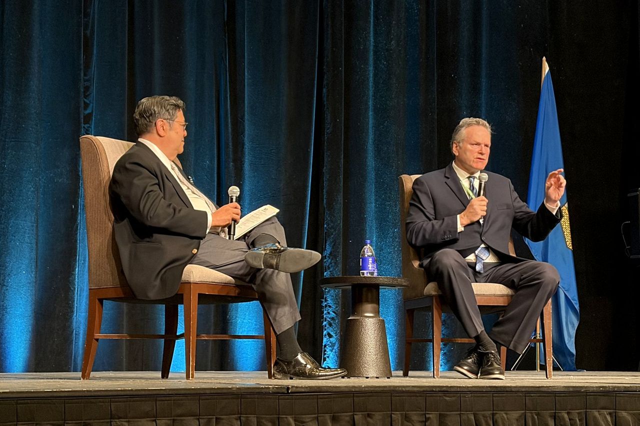 Alaska governor dismisses U.S. invasion of Canada as impossible at global forum, citing deep bilateral ties