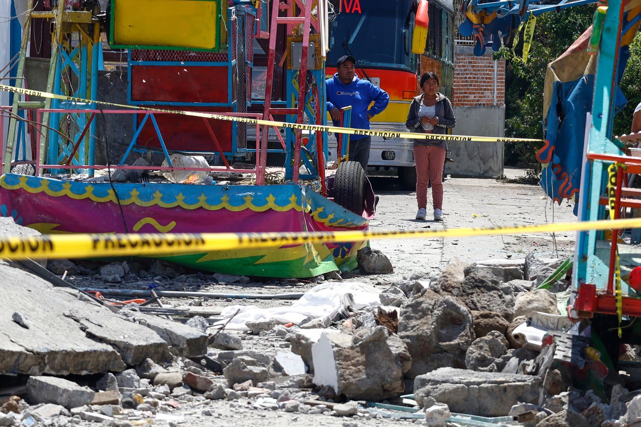 Fireworks explosion at Mexican religious festival kills 10, injures 64