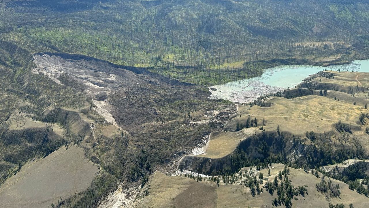 Massive Northwest Territories landslides moved millions of cubic metres in days