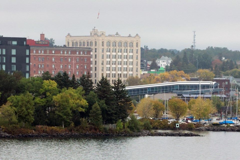 Thunder Bay faces windy Sunday before sun returns and temperatures rise