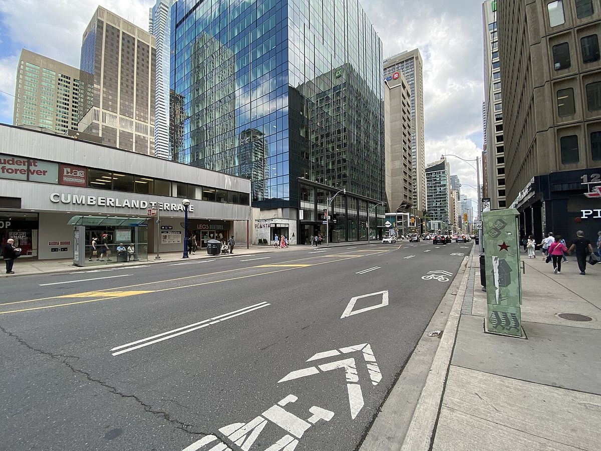 Bay St