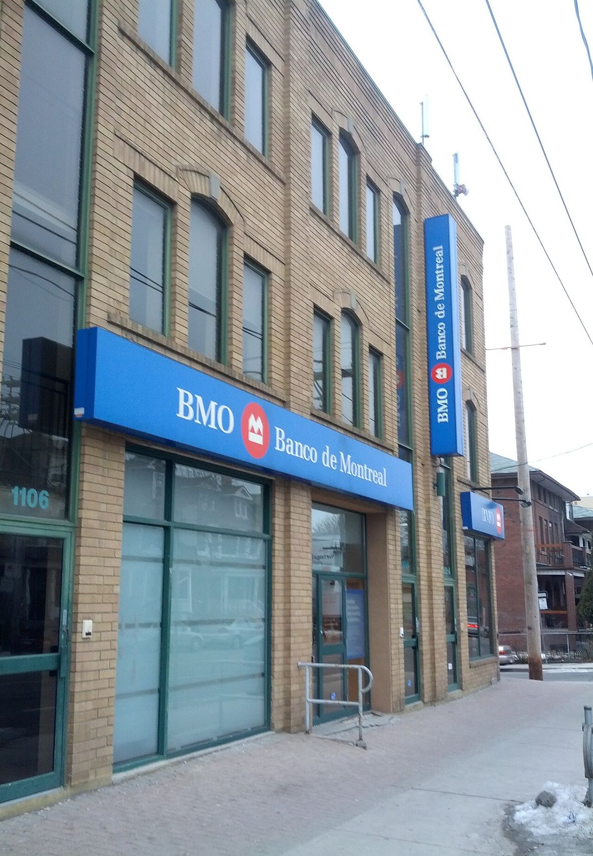 Banco de Montreal no Little Portugal, em Toronto.