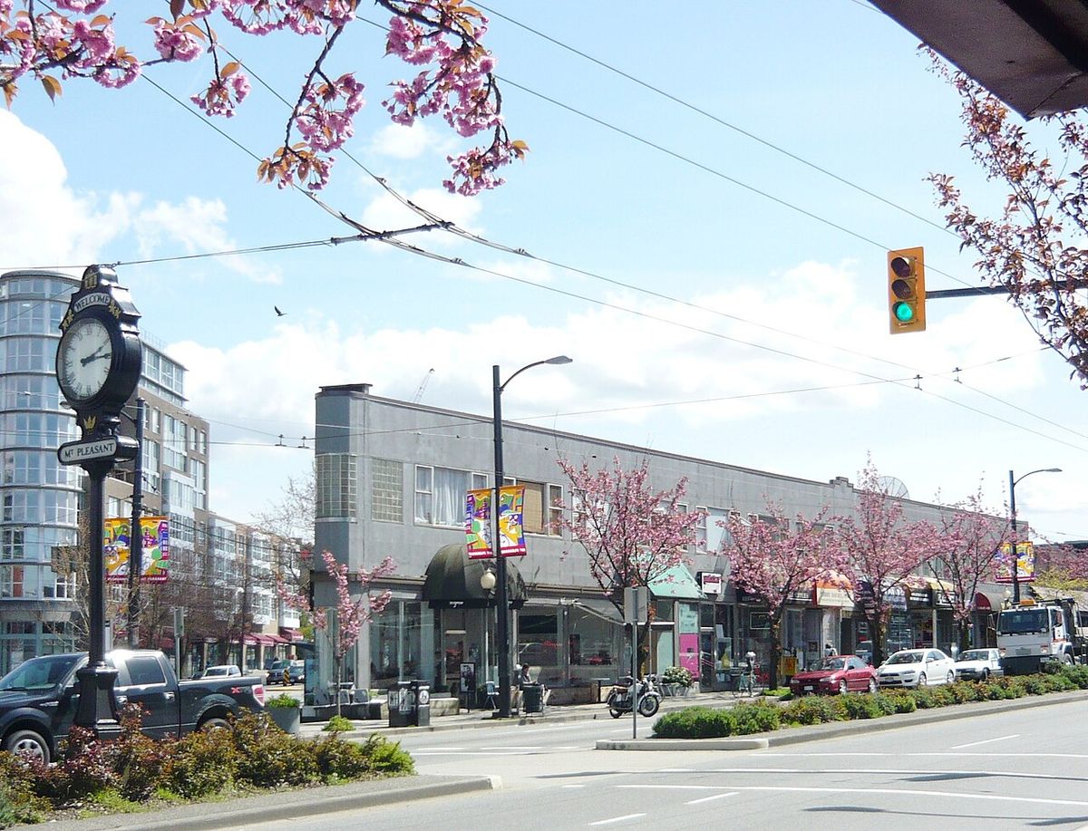 Triangle Building (built 1947, previously "Wosk Block"), 2414 Main Street at Kingsway, Vancouver, British Columbia, Canada.