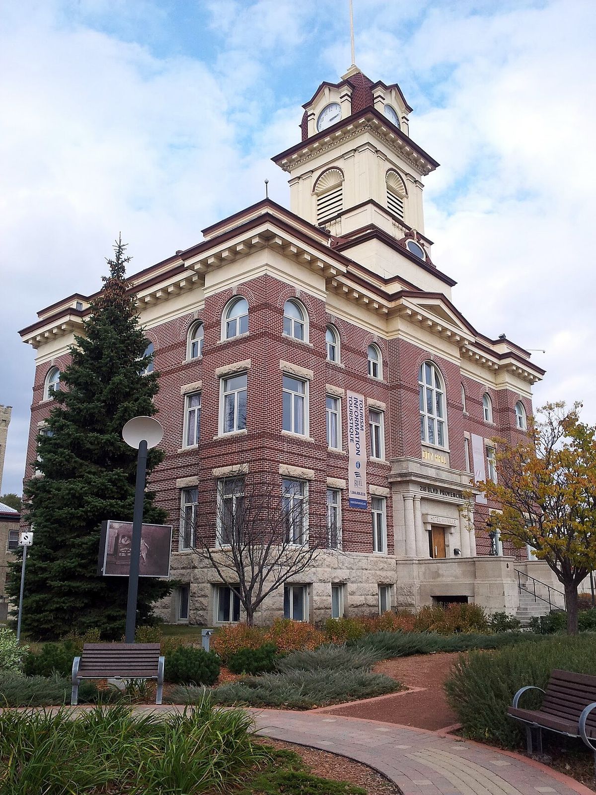 219 Blvd Provencher "City Hall / Hotel de Ville" building in St Boniface, Winnipeg