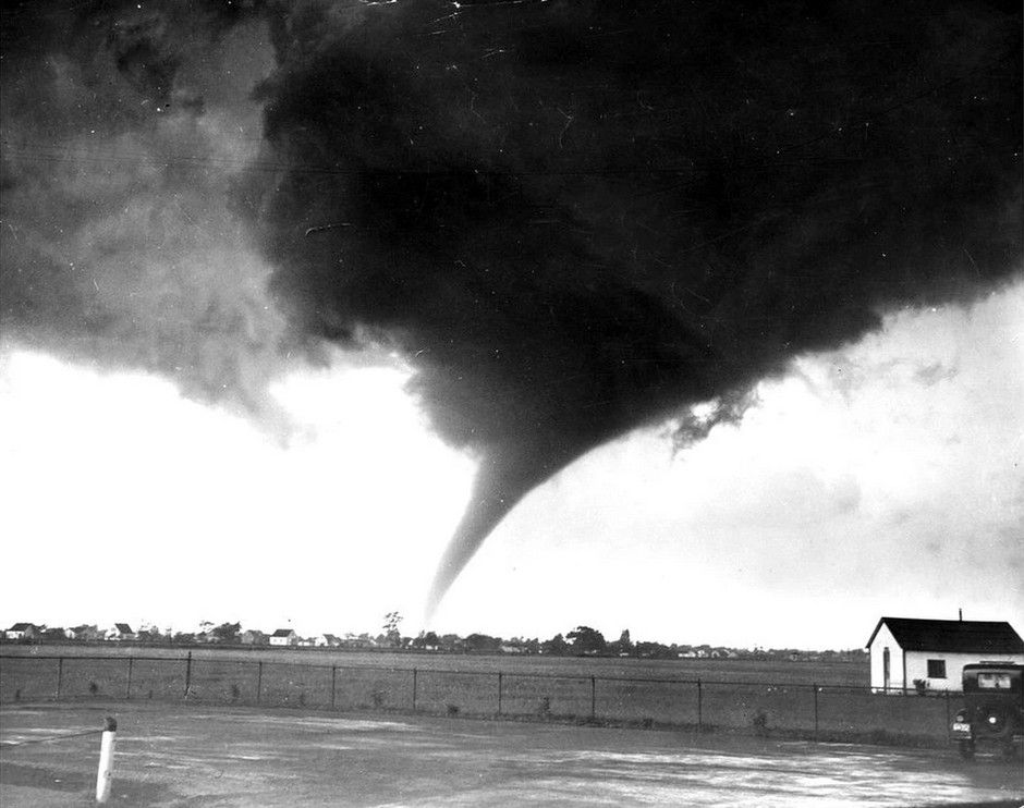 1946 Windsor-Tecumseh tornado