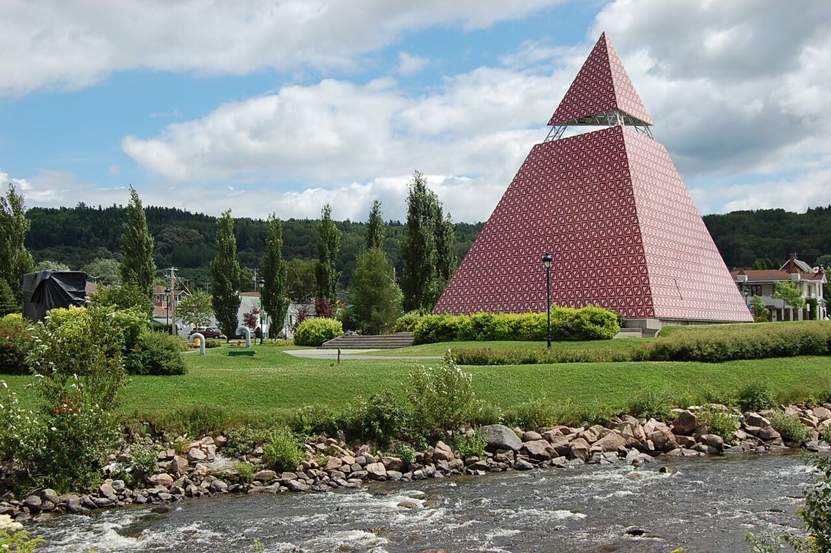 Pyramide des Ha! Ha!, Saguenay , Québec